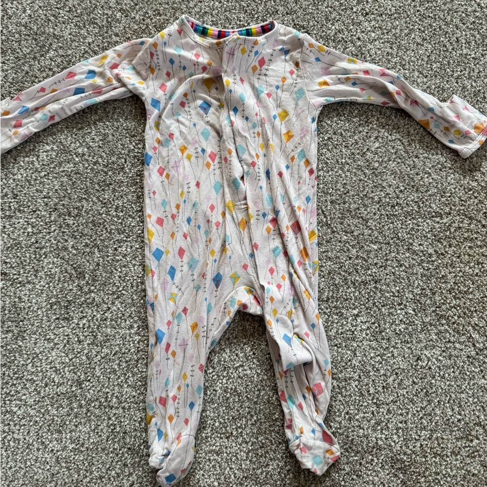 Magnetic me outfit